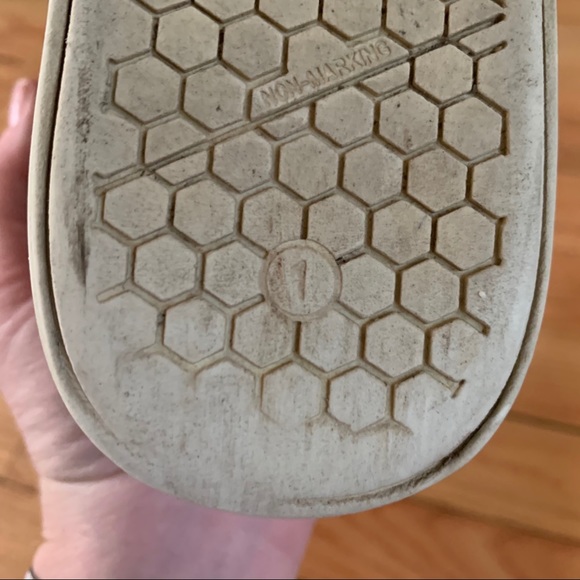 Shoes by Cat & Jack Boys Size 1 Navy Blue - Picture 2 of 3